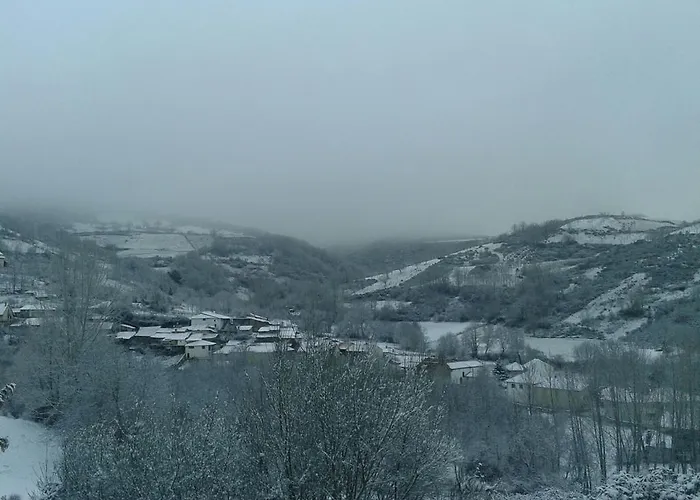 בית כפרי Quinta Colmeias